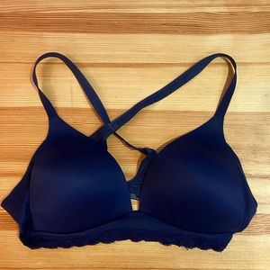 Aerie l Sunnie Wireless Bra Cross Strap
